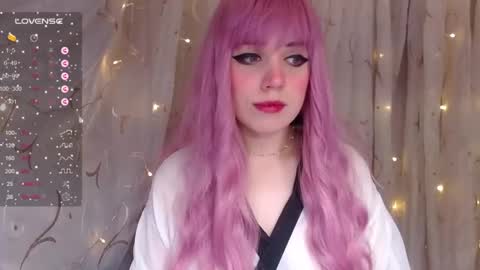 Snapshot of _marcelline_ chatting on 01.15.25 Kira online show from 01.15.25