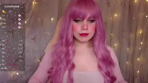Snapshot of _marcelline_ chatting on 01.17.25 Kira online show from 01.17.25