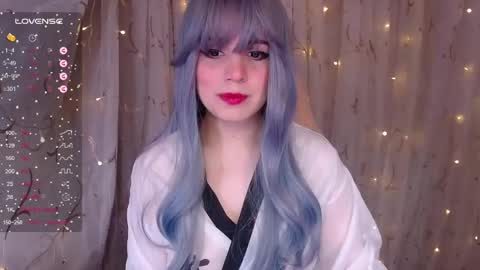 Snapshot of _marcelline_ chatting on 02.07.25 Kira online show from 02.07.25