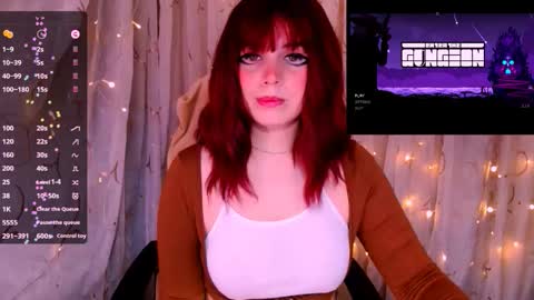Snapshot of _marcelline_ chatting on 09.21.25 Kira online show from 09.21.25