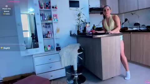 Snapshot of _maria_angel_ chatting on 07.28.26 Maria Angel online show from 07.28.26