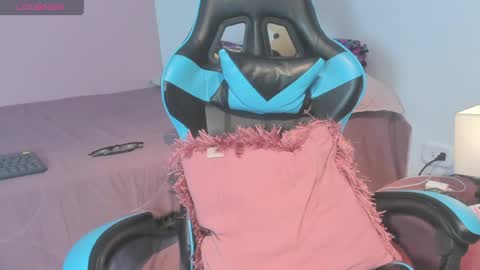Snapshot of _maria_foxx_ chatting on 06.25.26 Maria online show from 06.25.26