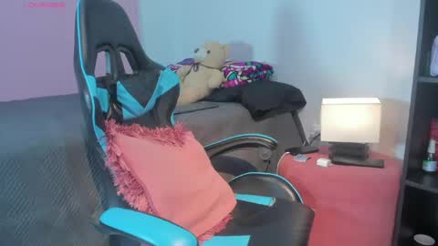 Snapshot of _maria_foxx_ chatting on 07.17.26 Maria online show from 07.17.26