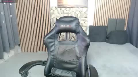 Snapshot of _marylina chatting on 03.08.25 marylina online show from 03.08.25