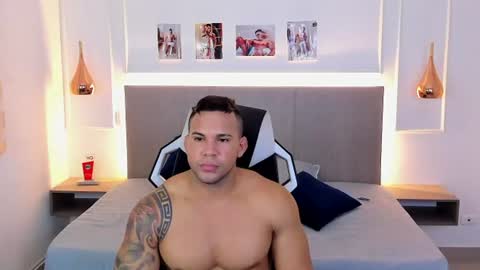 Snapshot of _matthew_santos_ chatting on 06.11.26 _matthew_santos_ online show from 06.11.26