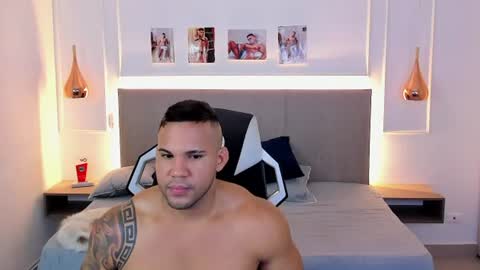 Snapshot of _matthew_santos_ chatting on 06.17.26 _matthew_santos_ online show from 06.17.26