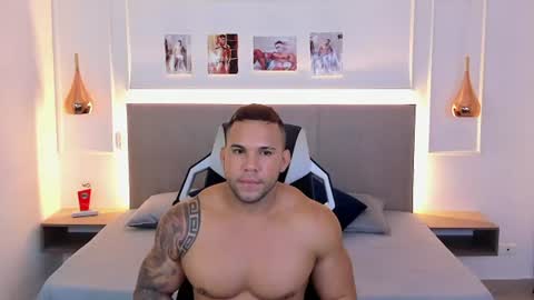 Snapshot of _matthew_santos_ chatting on 06.20.26 _matthew_santos_ online show from 06.20.26