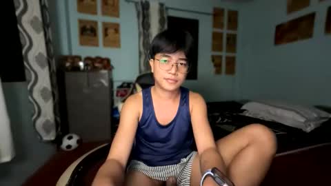 MAX Dont forget to follow online show from 01.11.26