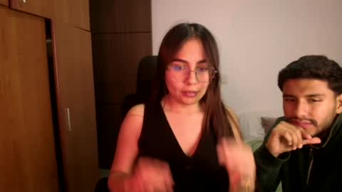 Snapshot of _maxxx1_ chatting on 06.12.26 max and abby online show from 06.12.26