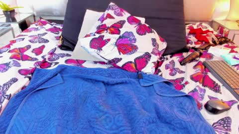 _megan_lovitz_ online show from 04.01.26