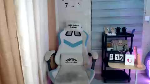 Melly online show from 02.19.26