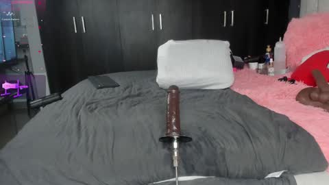 Merida independet model online show from 03.28.26