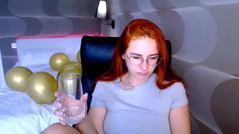 Snapshot of _mi_amore chatting on 09.09.25 _mi_amore online show from 09.09.25