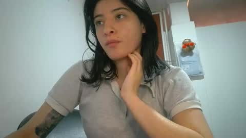 Mia-foster online show from 01.16.26