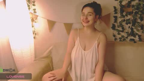 Snapshot of _mia_more chatting on 10.27.25 Mia online show from 10.27.25