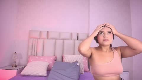 Mia  online show from 02.16.26