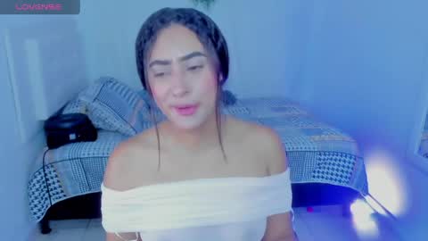 Mia online show from 06.07.26