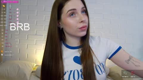 Snapshot of _milen_a chatting on 12.29.24 Milena online show from 12.29.24