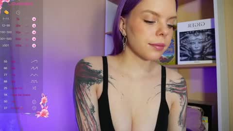 Snapshot of _milky__way__ chatting on 01.27.25 Kate online show from 01.27.25