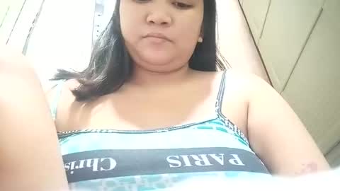 Snapshot of _milkytitsmomxx_ chatting on 03.14.26 _milkytitsmomxx_ online show from 03.14.26