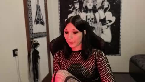 Snapshot of _millisi_ chatting on 03.09.25 Millisi online show from 03.09.25