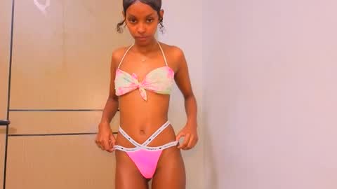 Mimi online show from 04.12.26