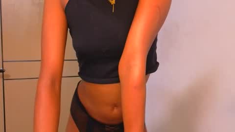 Mimi online show from 04.17.26