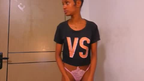 Mimi online show from 04.18.26