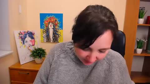 Snapshot of _miranda_sun chatting on 02.12.25 Miranda online show from 02.12.25