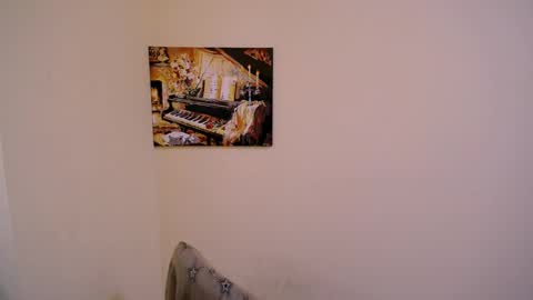 Snapshot of _miranda_sun chatting on 03.03.25 Miranda online show from 03.03.25