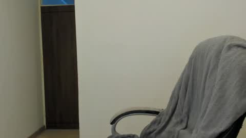 _miss_coco_ online show from 09.30.25