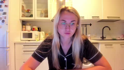 Eva online show from 01.01.25