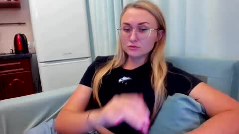 Eva online show from 09.17.25