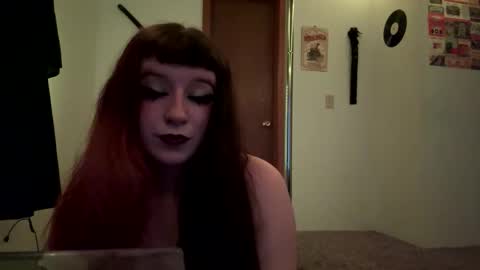 _miss_marie_ online show from 10.29.25