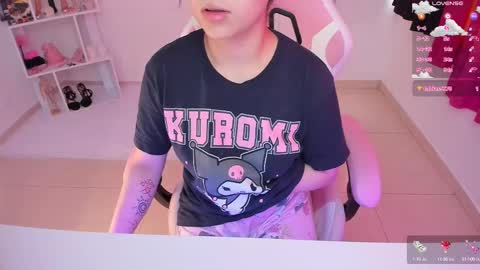 Hanna  Idependent Model   online show from 02.19.25