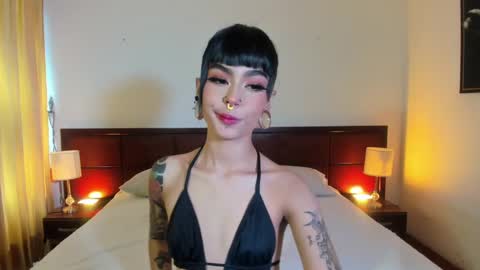 Snapshot of _mizuki chatting on 01.28.25 mizuki  online show from 01.28.25