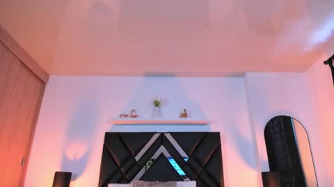 mizuki  online show from 03.25.26