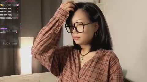 Snapshot of _molly_molly_molly_ chatting on 11.22.25 _molly_molly_molly_ online show from 11.22.25