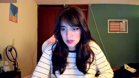 Snapshot of _moon_cake_ chatting on 02.18.25 Next stream 950 pm Colombia time xd online show from 02.18.25