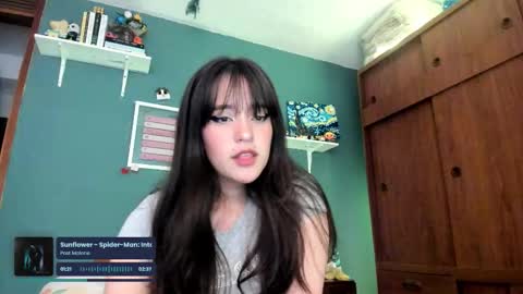 Snapshot of _moon_cake_ chatting on 10.10.25 Next stream 950 pm Colombia time xd online show from 10.10.25