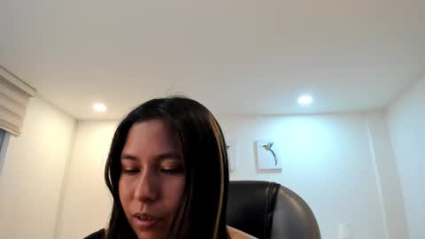 Natalie online show from 02.05.25