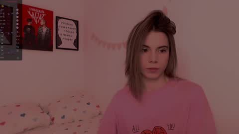 Snapshot of _ni_kiss chatting on 01.11.25 Nika online show from 01.11.25