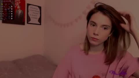 Snapshot of _ni_kiss chatting on 02.22.25 Nika online show from 02.22.25