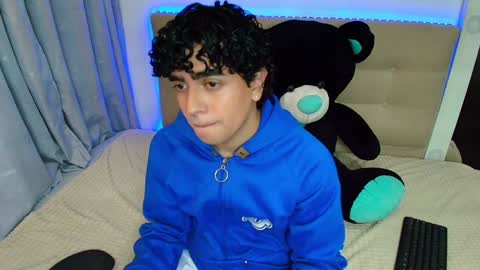 Nicolas online show from 12.27.24