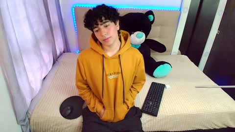 Nicolas online show from 12.30.24