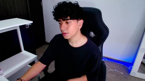 Nicolas online show from 02.03.25