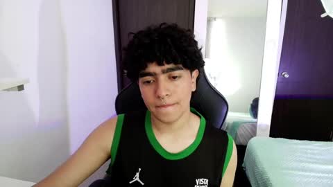 Nicolas online show from 02.19.25