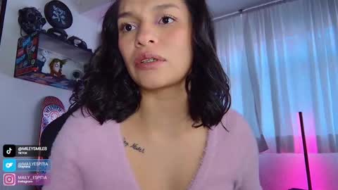 Snapshot of _nickmai chatting on 01.06.25 Mai MODEL INDEPENT online show from 01.06.25