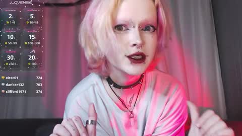 Nicole online show from 11.30.25