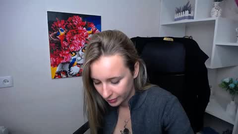 Snapshot of _nicole_new chatting on 05.17.26 Nica online show from 05.17.26